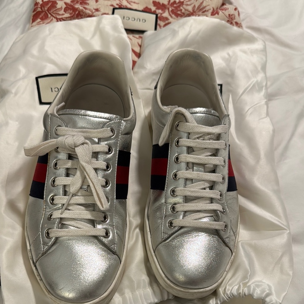 Gucci Silver Sneakers with Red and Blue Stripes